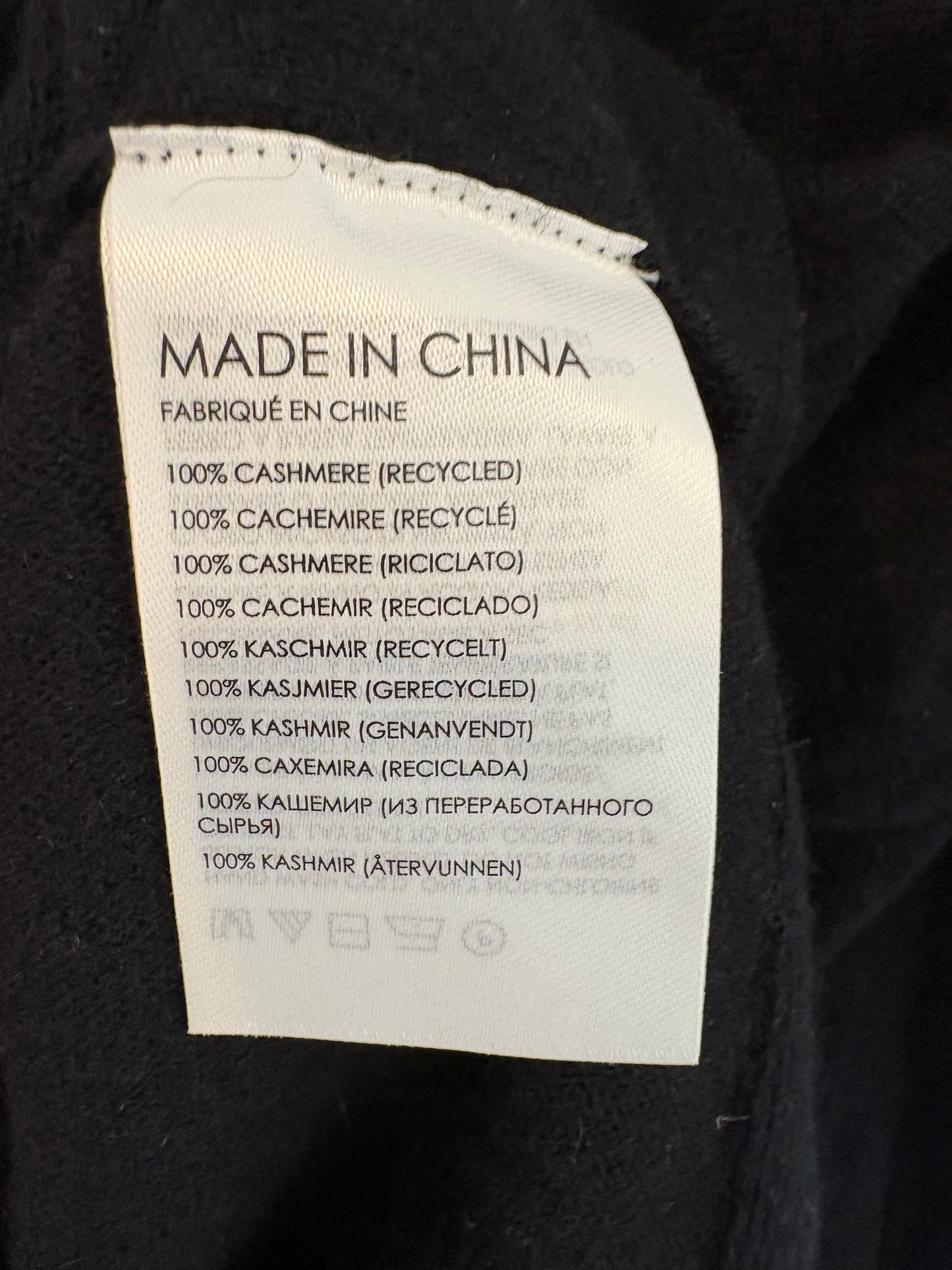 CLUB MÓNACO. Jersey negro cashmere detalle cuello. T S