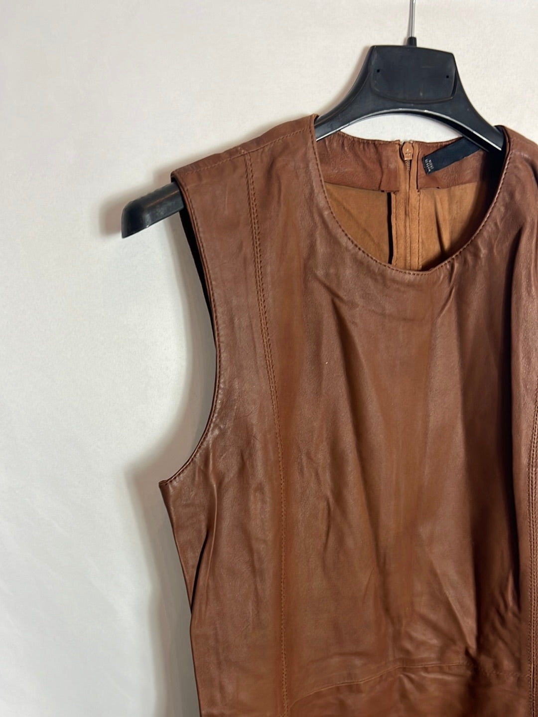 ZARA. Short brown leather dress. Size XS