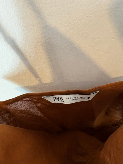 ZARA. Vestido midi marrón abertura