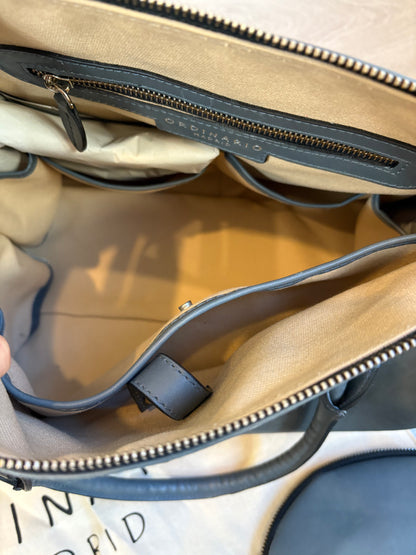 ORDINARIO MADRID. Bolso piel azul doble asa