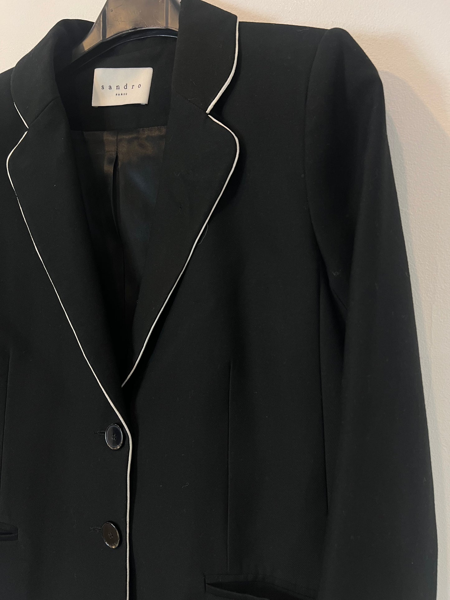 AMEÉ. Sleeveless fringed sweater S.(s)