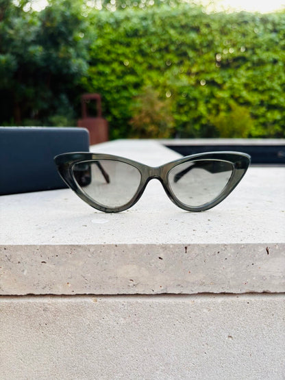 KALEOS. Gafas de sol ojos de gato verdes