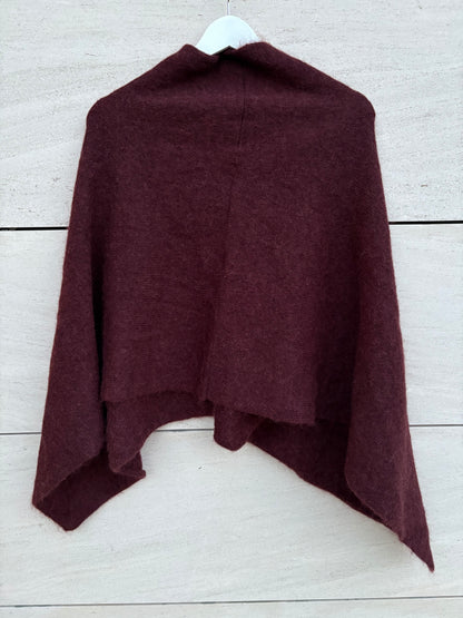 BIMANI. Poncho mohair granate