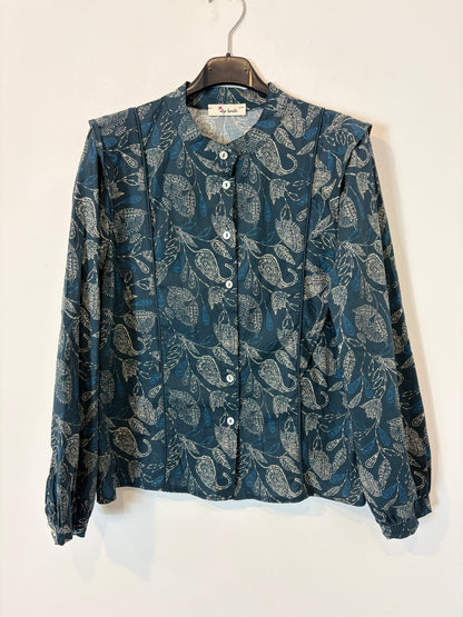 ALGO BONITO. Blusa estampada verdes. T S