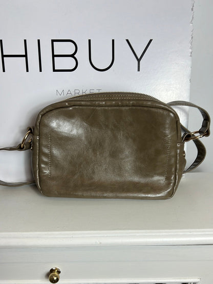 AMICHI. Bolso efecto piel verdoso