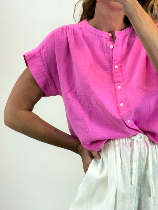 GAP. Blusa fucsia muselina