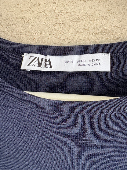 ZARA. Vestido azul mangas efecto capa. T S