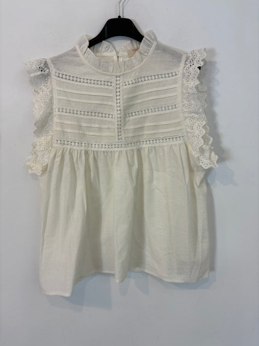 WHITE&amp;ONE. White cotton top. Size XS