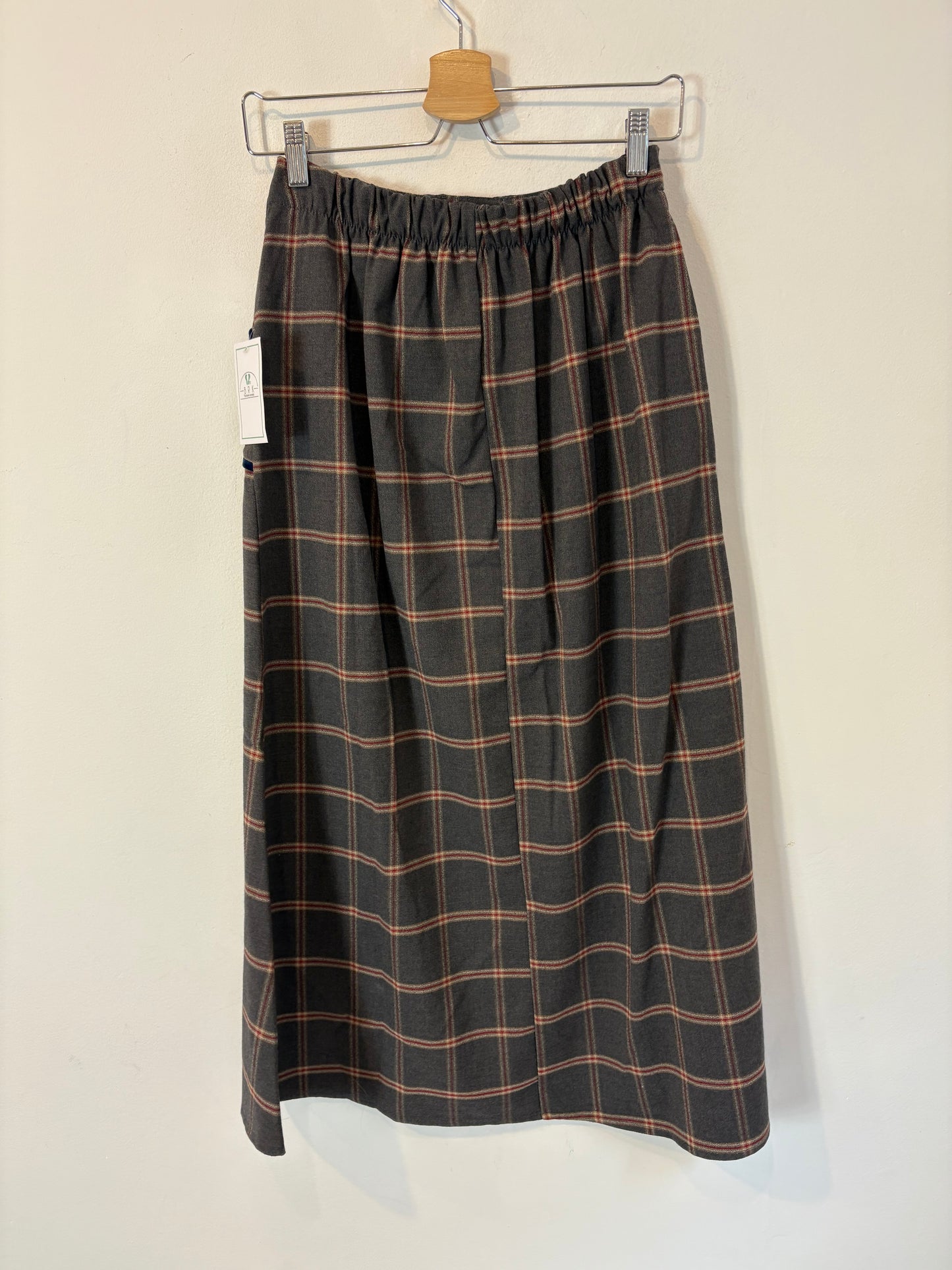 OTRAS. Falda midi cuadros