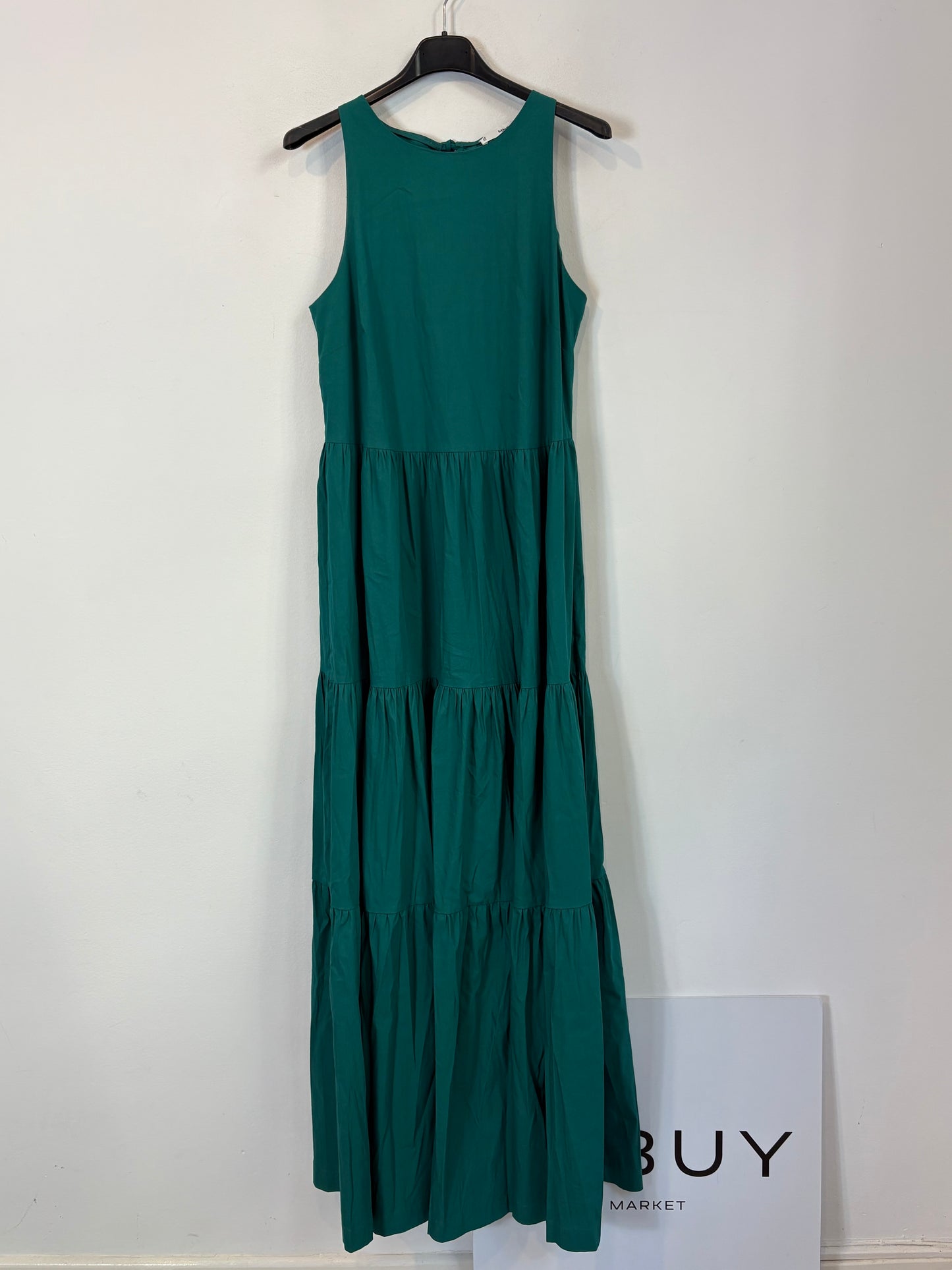 MANGO. Vestido largo verde detalle espalda. T XS