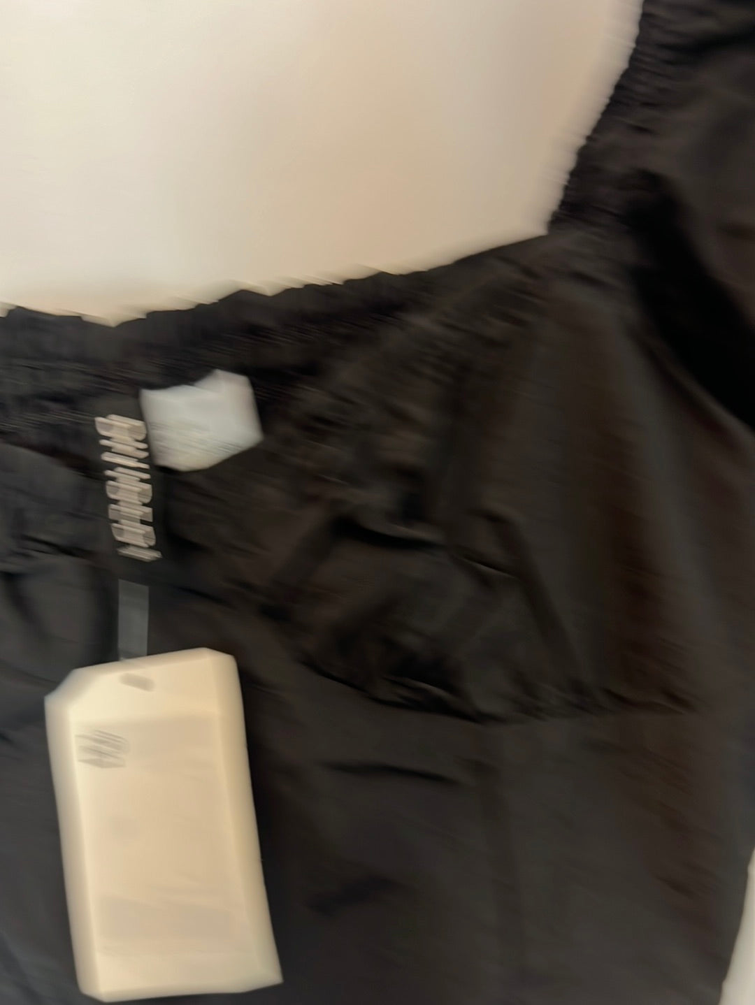 H&M. croptop negro  T.34