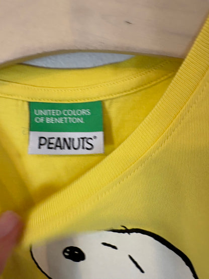 BENETTON. Camiseta amarilla Snoopy T.5-6 años