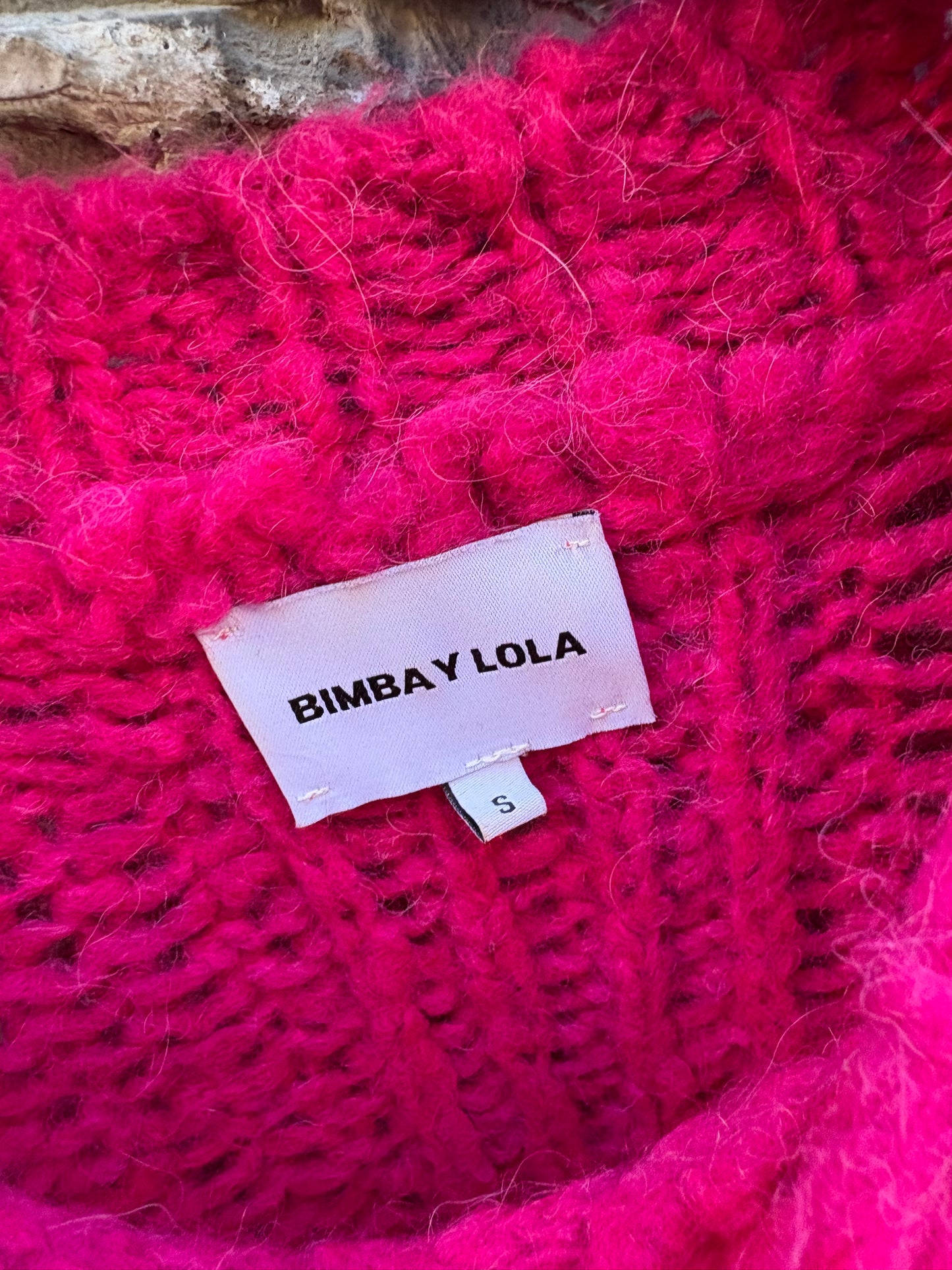 BIMBA Y LOLA. Jersey fucsia punto grueso