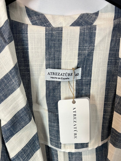 ATREZATÜRE. Blazer Lino rayas. T 40