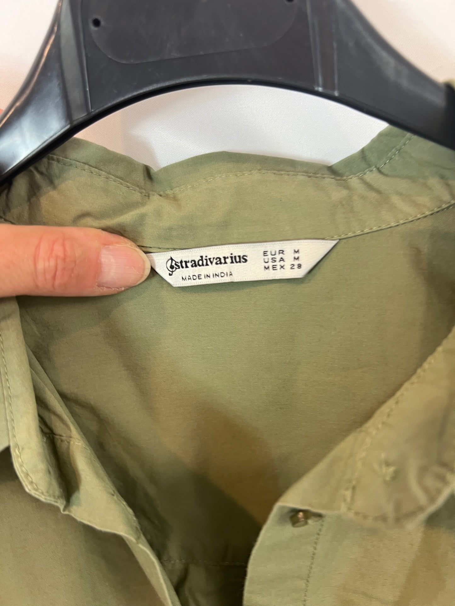 STRADIVARIUS.Green shirt dress TM