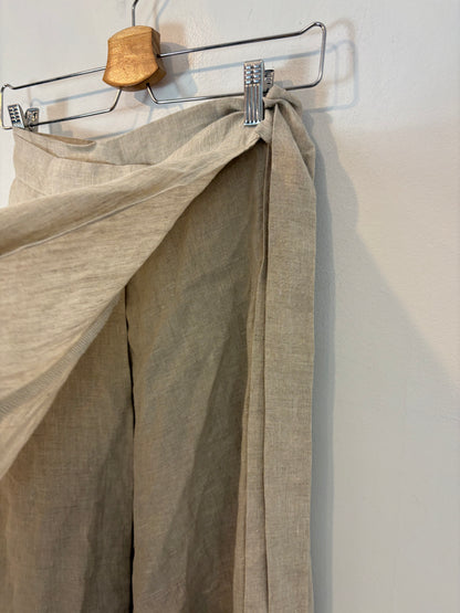 SON FINESTRA MENORCA. Falda pareo larga lino beige. TU