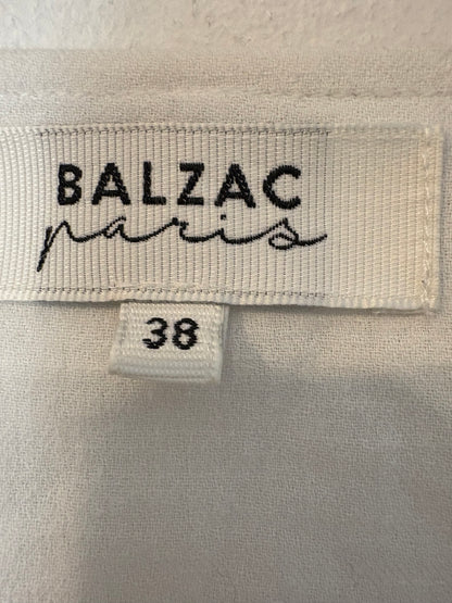 BALZAC. Blusa blanca bordados