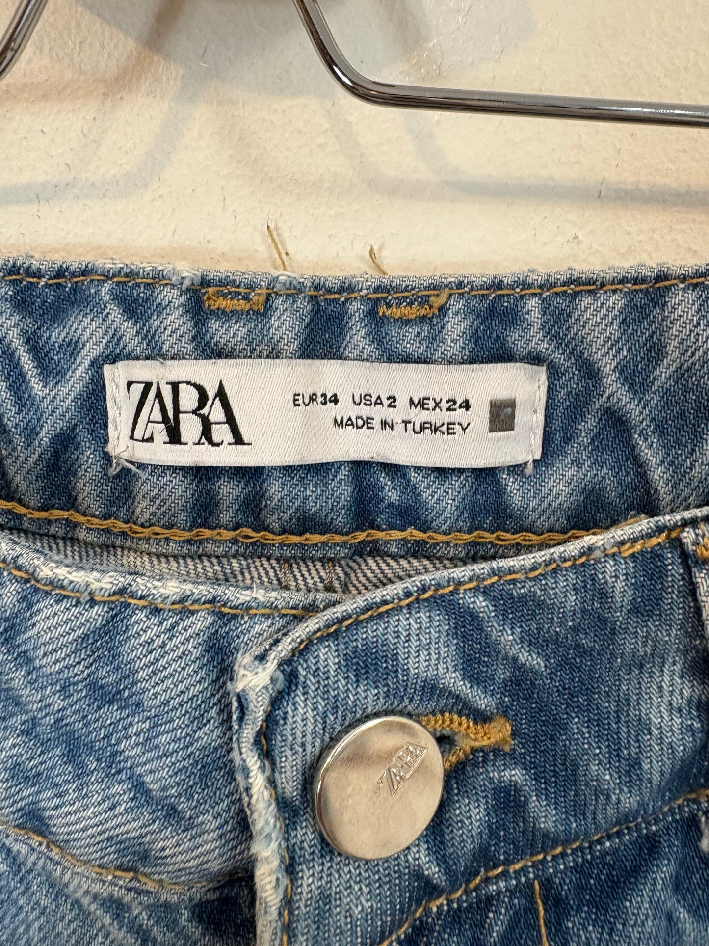 FRAME. Yellow denim jumpsuit. Size XS