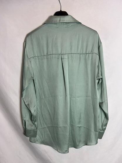 ZARA. Blusa verde agua satinada. T S