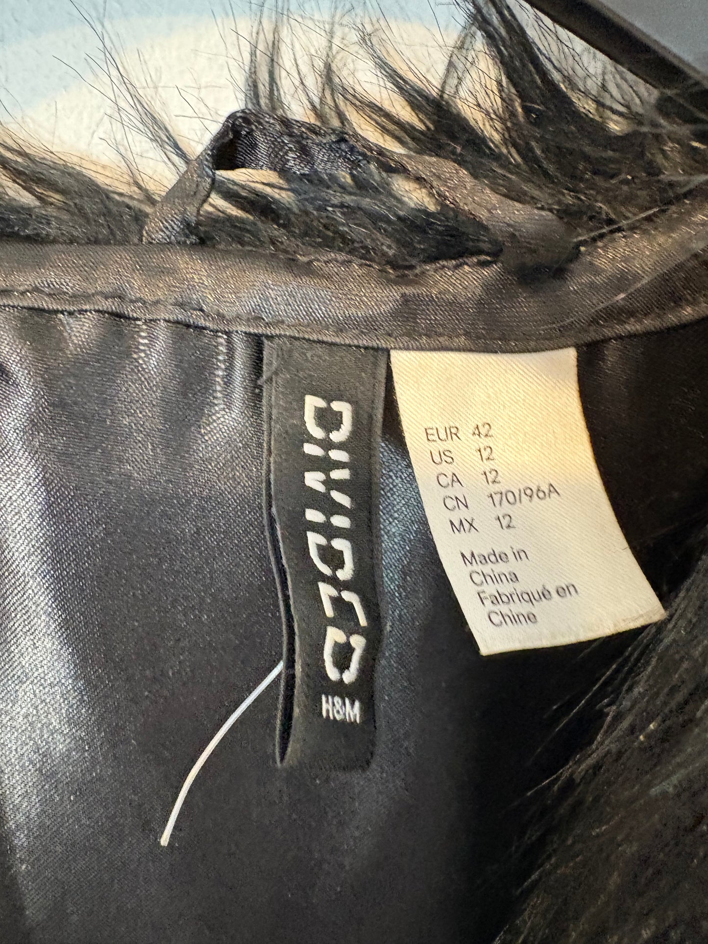 IMAN. White ribbed top Tm