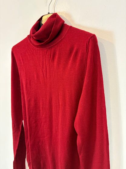 OTHERS. Long knit dress with neckline detail. TS