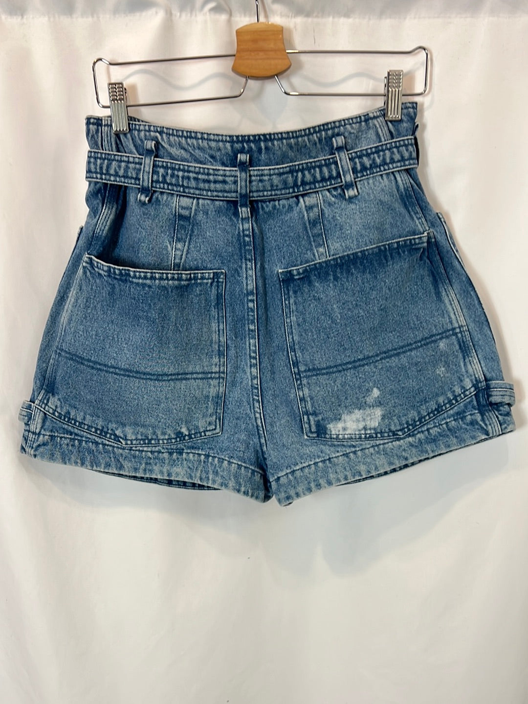 ISABEL MARANT. Slouchy denim shorts T.34