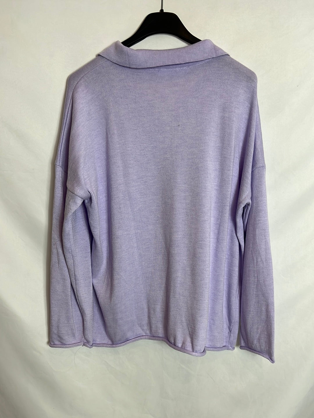 MANGO. Jersey estilo polero lila. T S