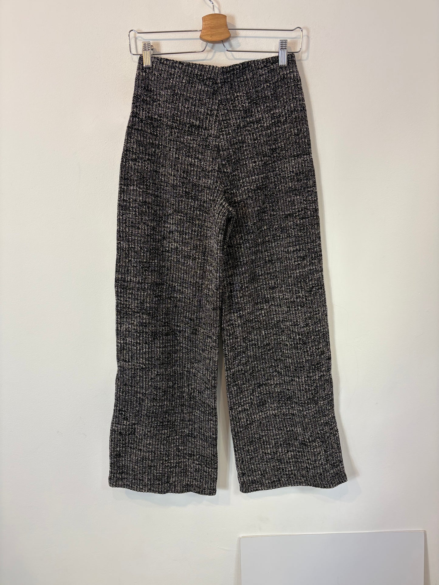 ZARA. Total look jaspeado