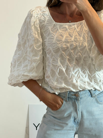 UTERQÚE. Top blanco con textura. T L