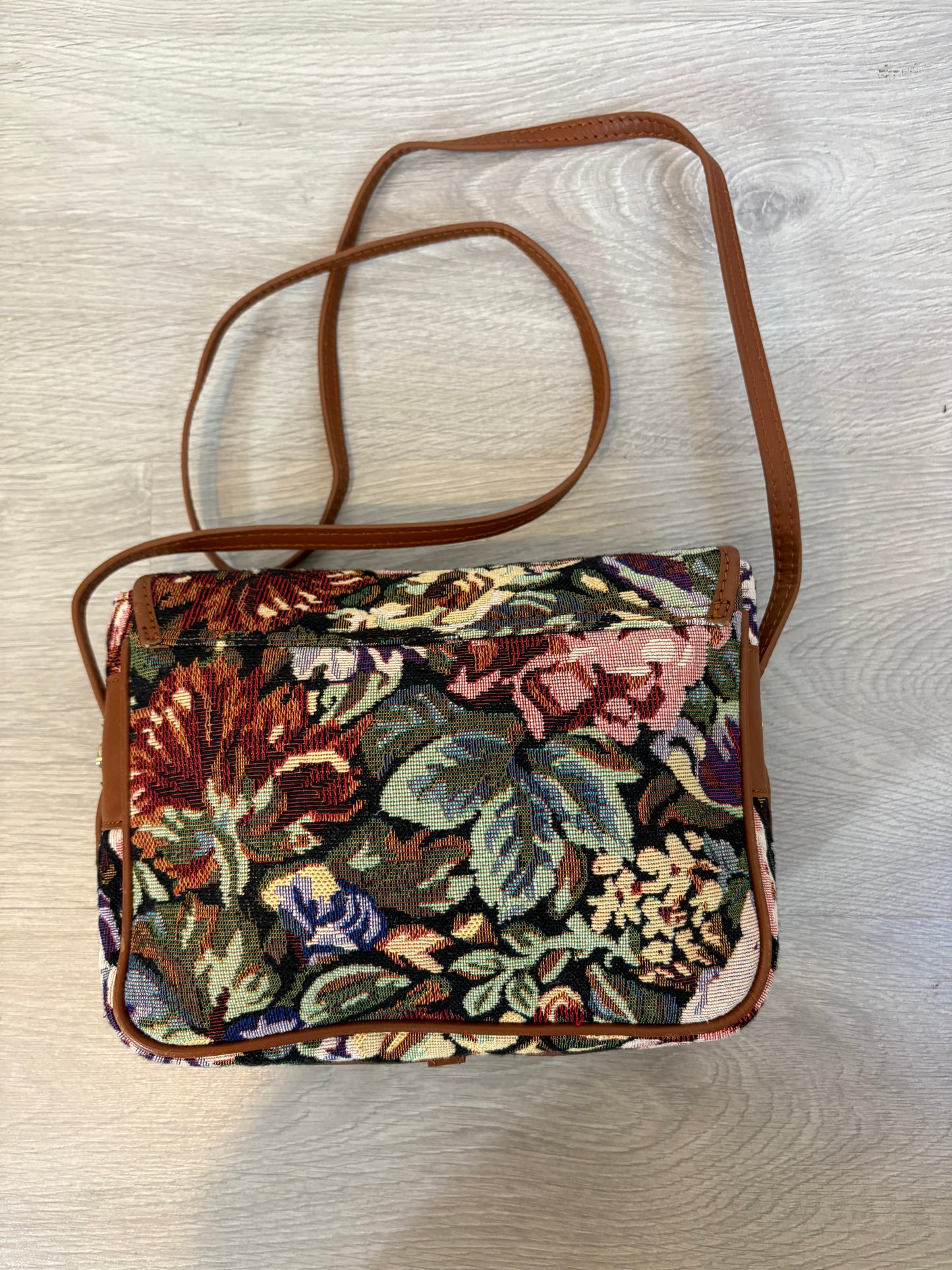 PETITE MENDIGOTE. Bolso estampado con piel asa larga