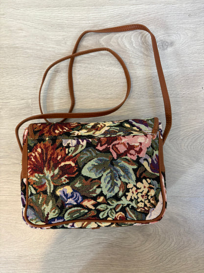 PETITE MENDIGOTE. Bolso estampado con piel asa larga