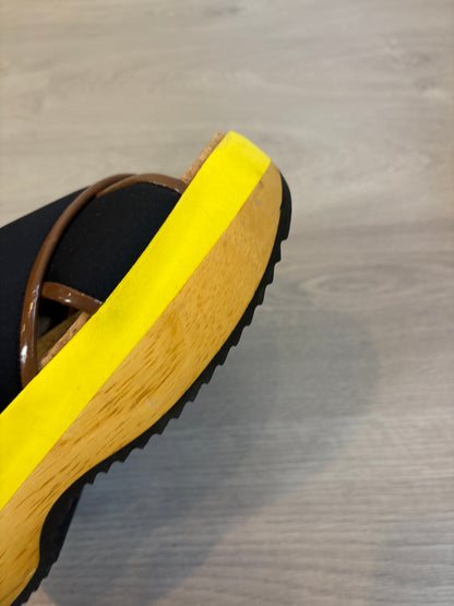 MARNI. Sandalia plataforma modelo Fussbett