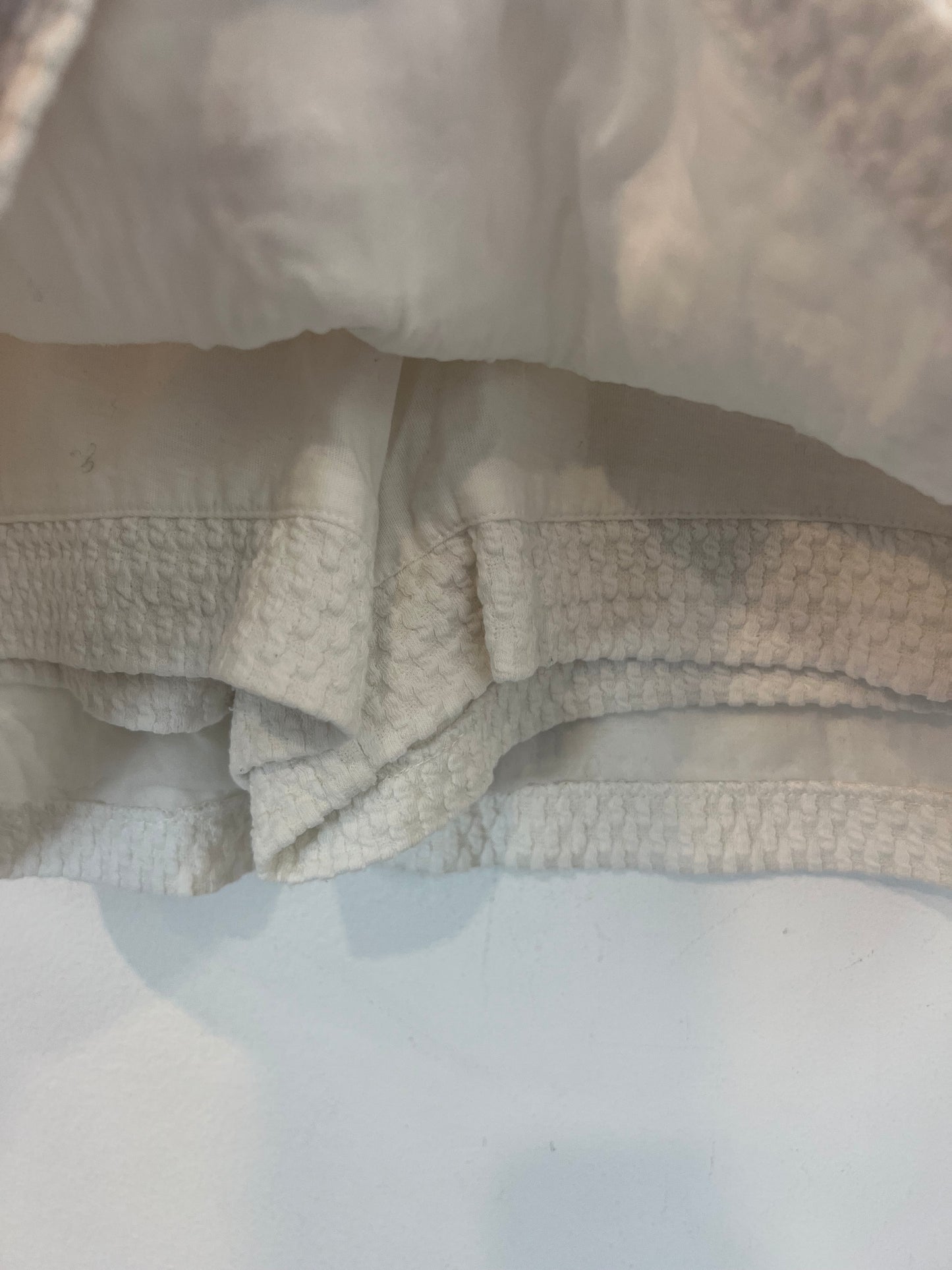 ZARA. falda/pantalón blanca textura T.s