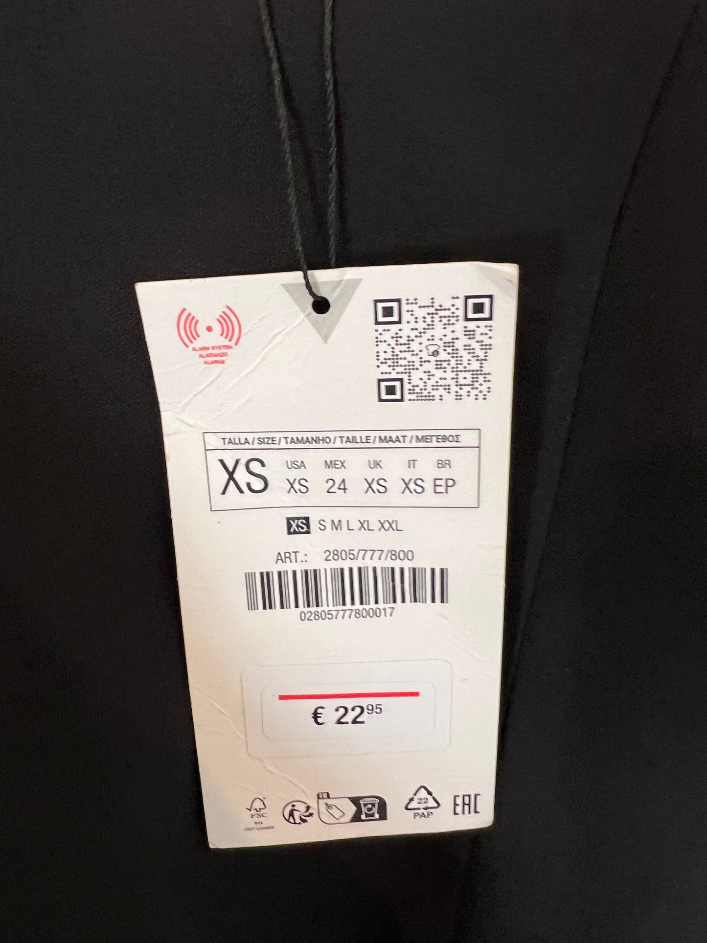 ZARA. top negro lazo pedrería. T XS