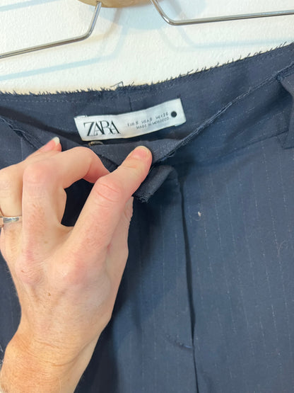 ZARA.Pantalón rayas dipomáticas