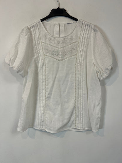 OTRAS. Blusa blanca bordada manga corta T.u(S)