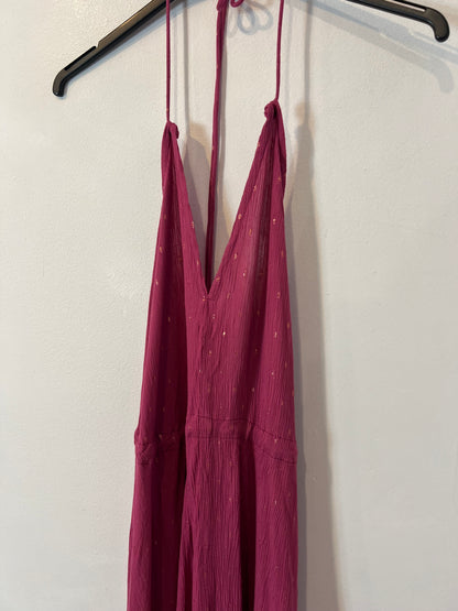 BASYCO. Vestido rosa detalles