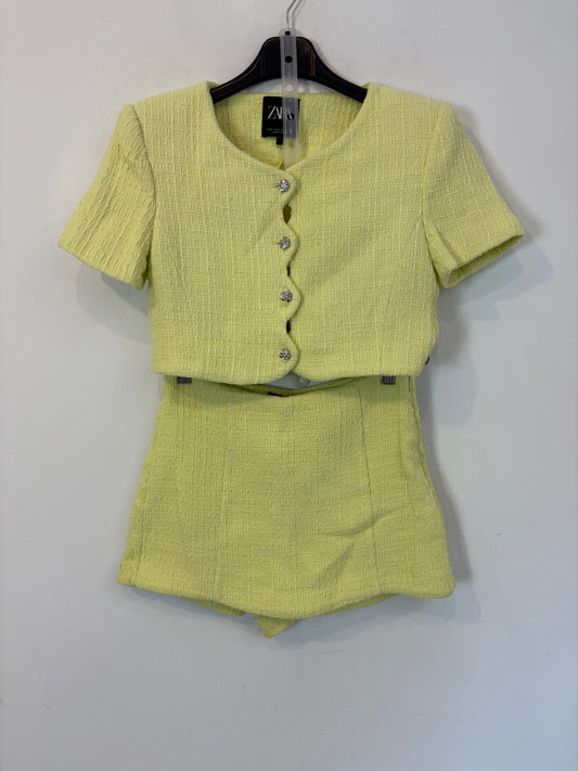 ZARA. Conjunto tweed lima