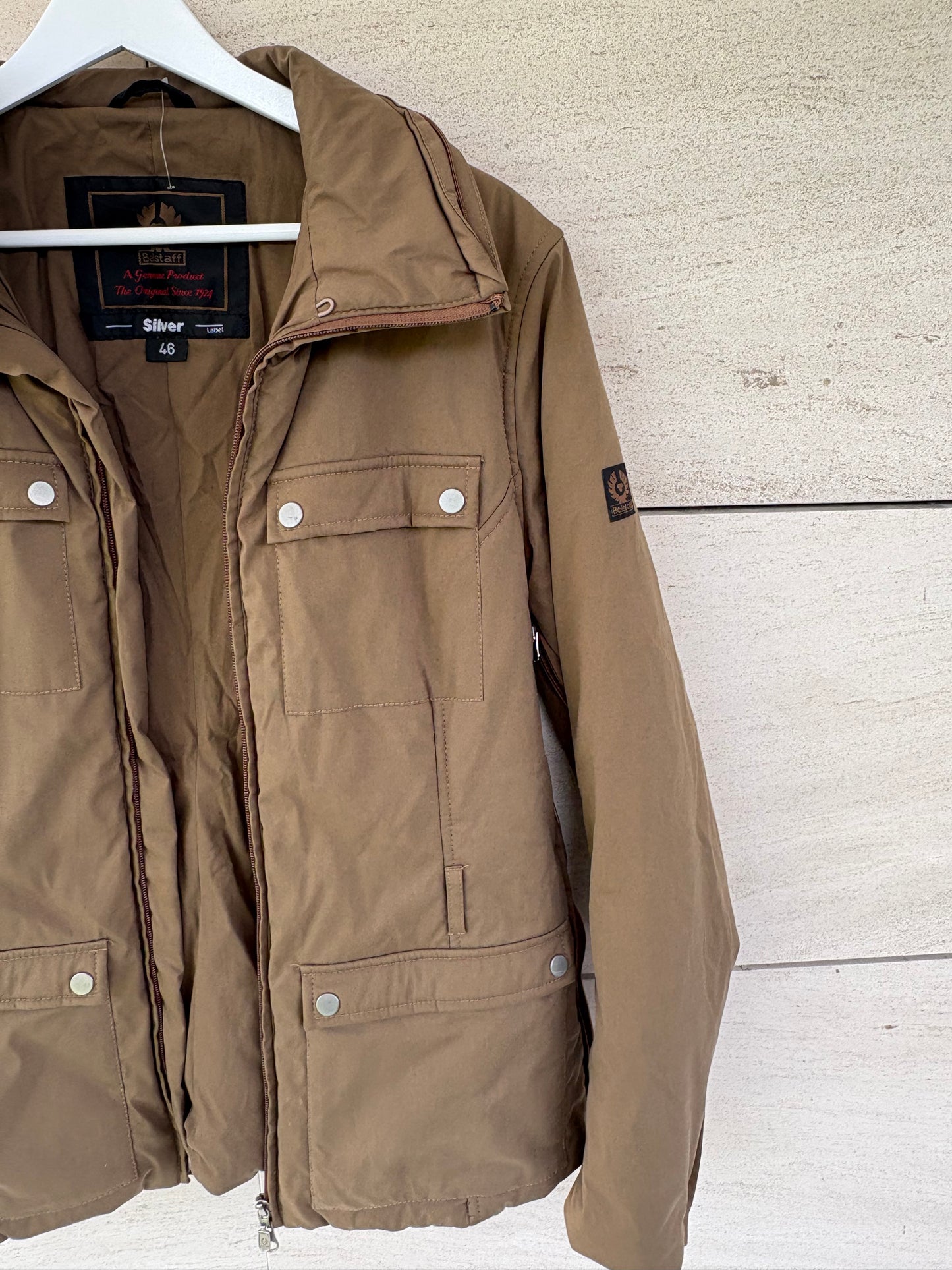 BELSTAFF. Khaki green quilted jacket with pockets. TM