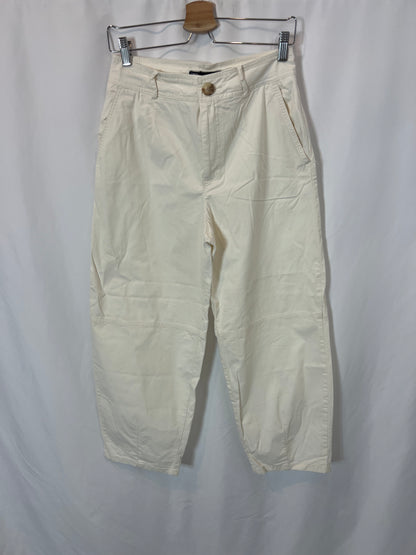 ZARA. Pantalón slouchy blanco. T S