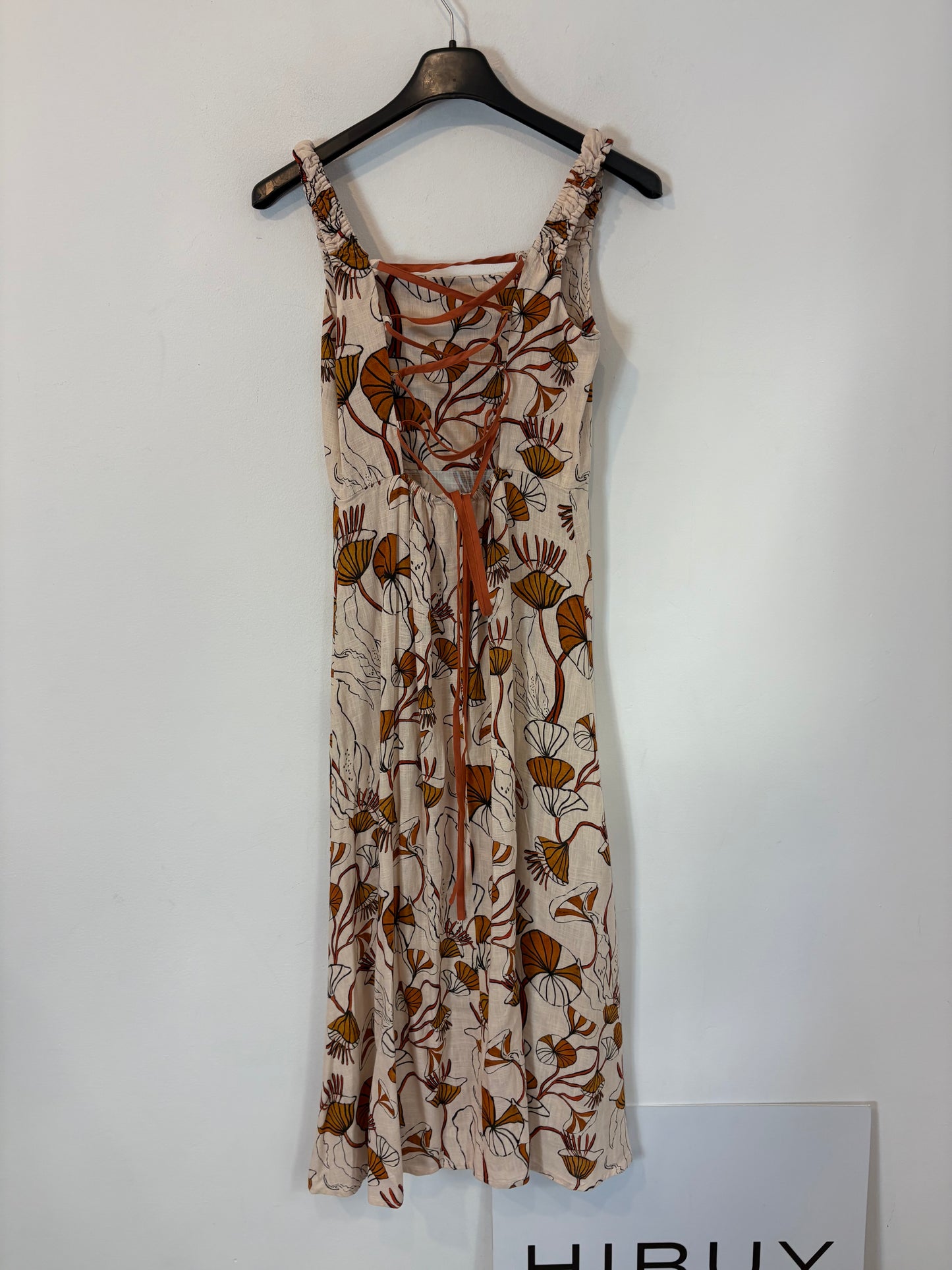 BYAN. Vestido largo estampado espalda