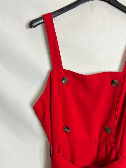 FÓRMULA JOVEN. Vestido rojo botones y cinturón . T 40