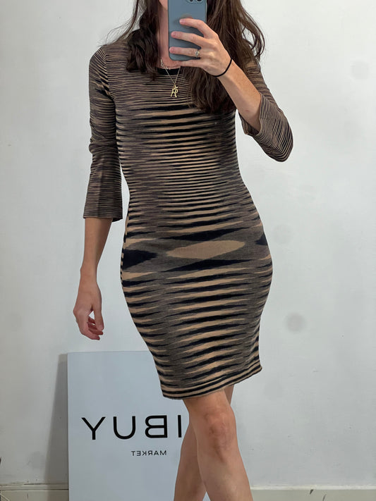 MISSONI. Vestido mido bicolor con lana