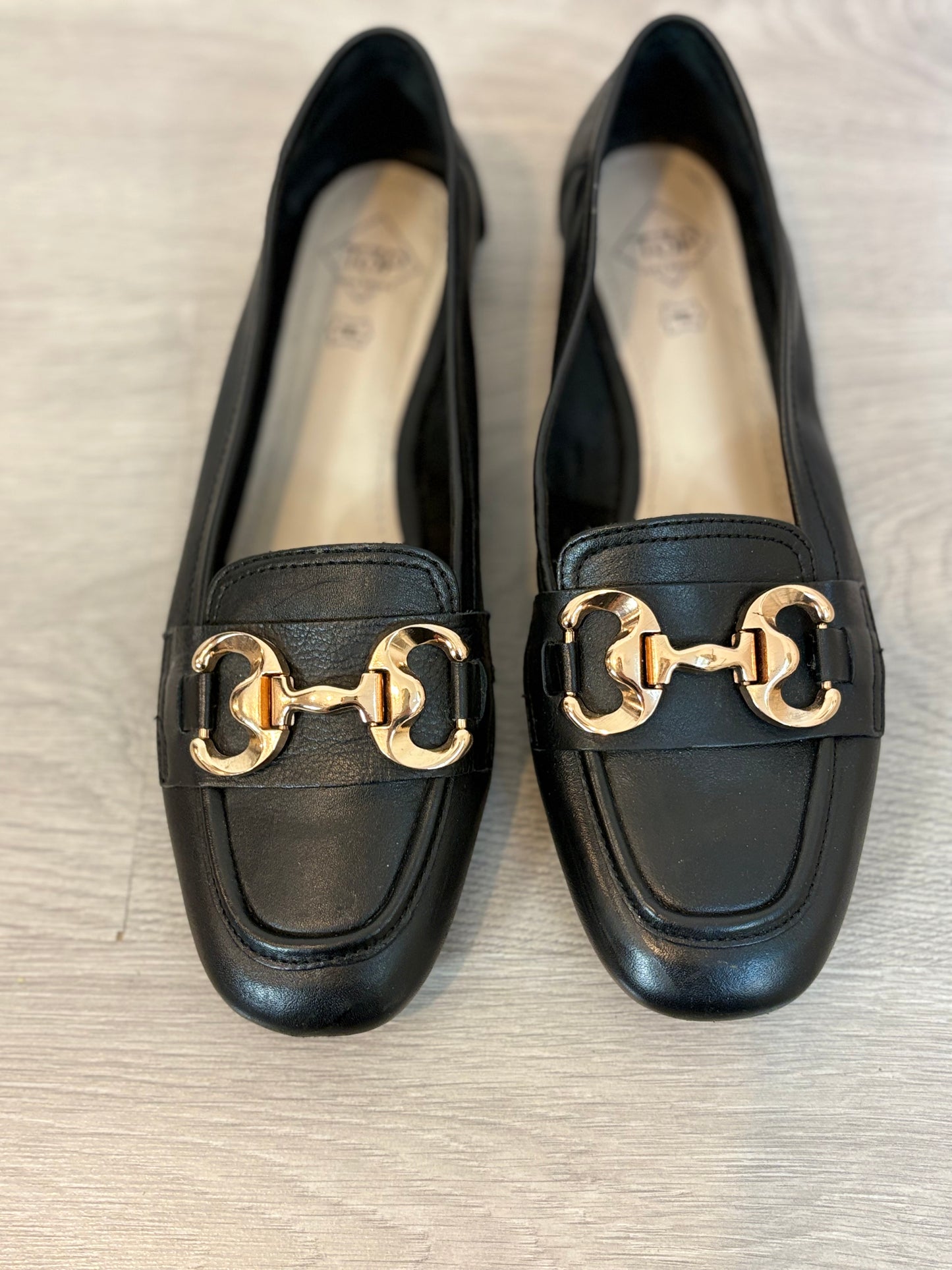 TOP3 SHOES. Mocasín piel negro. T 38