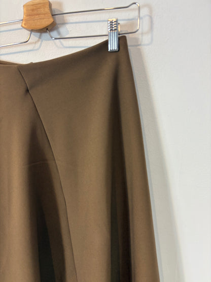 ZARA. Total look falda y top asimétrico