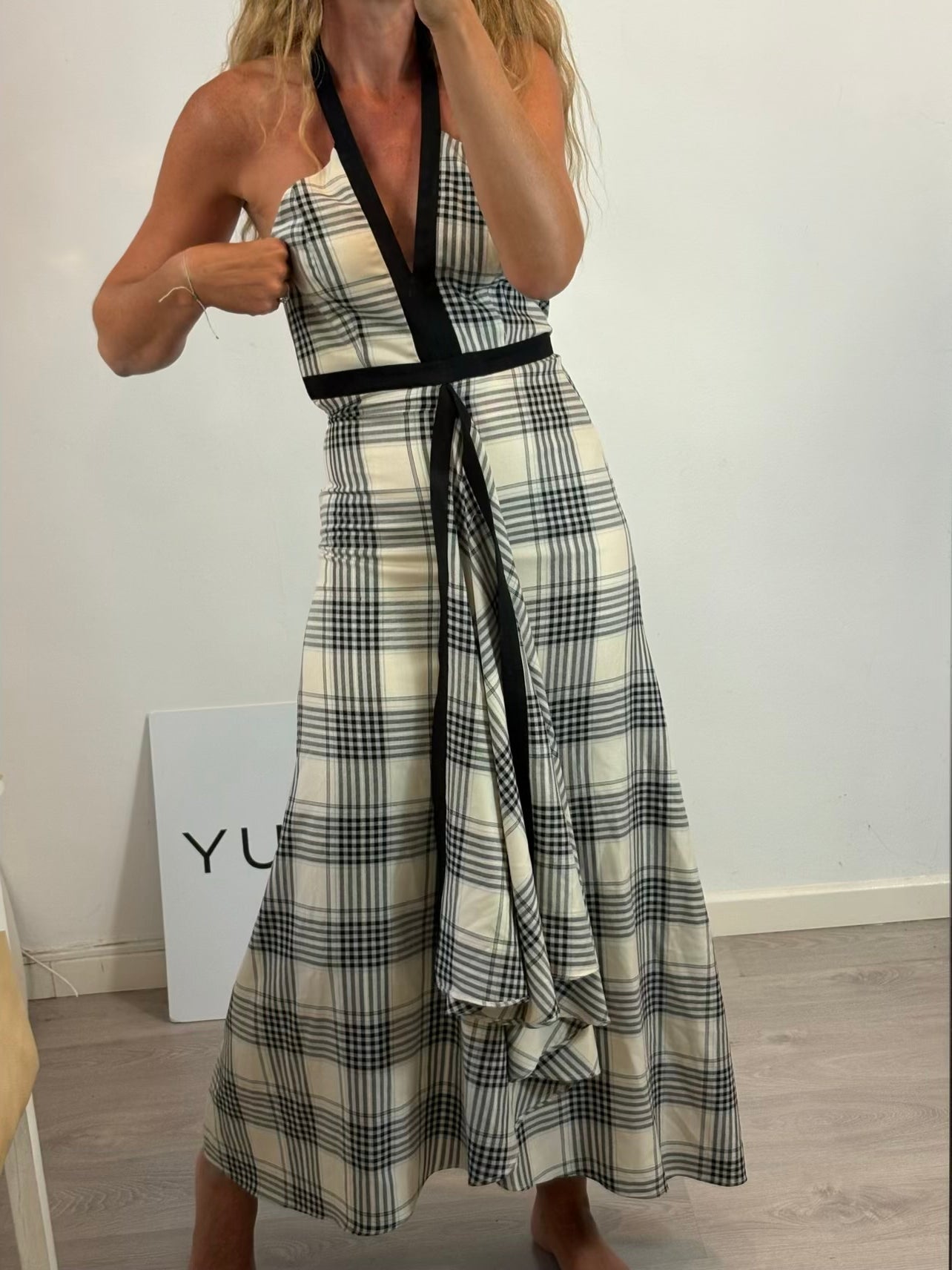 IQ COLLECTION, Vestido asimétrico cuadros