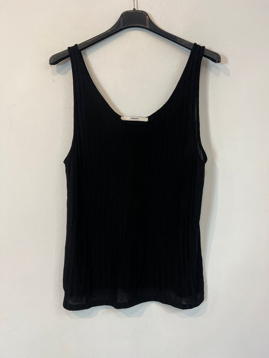 UTERQÜE. Top negro rayas T.m