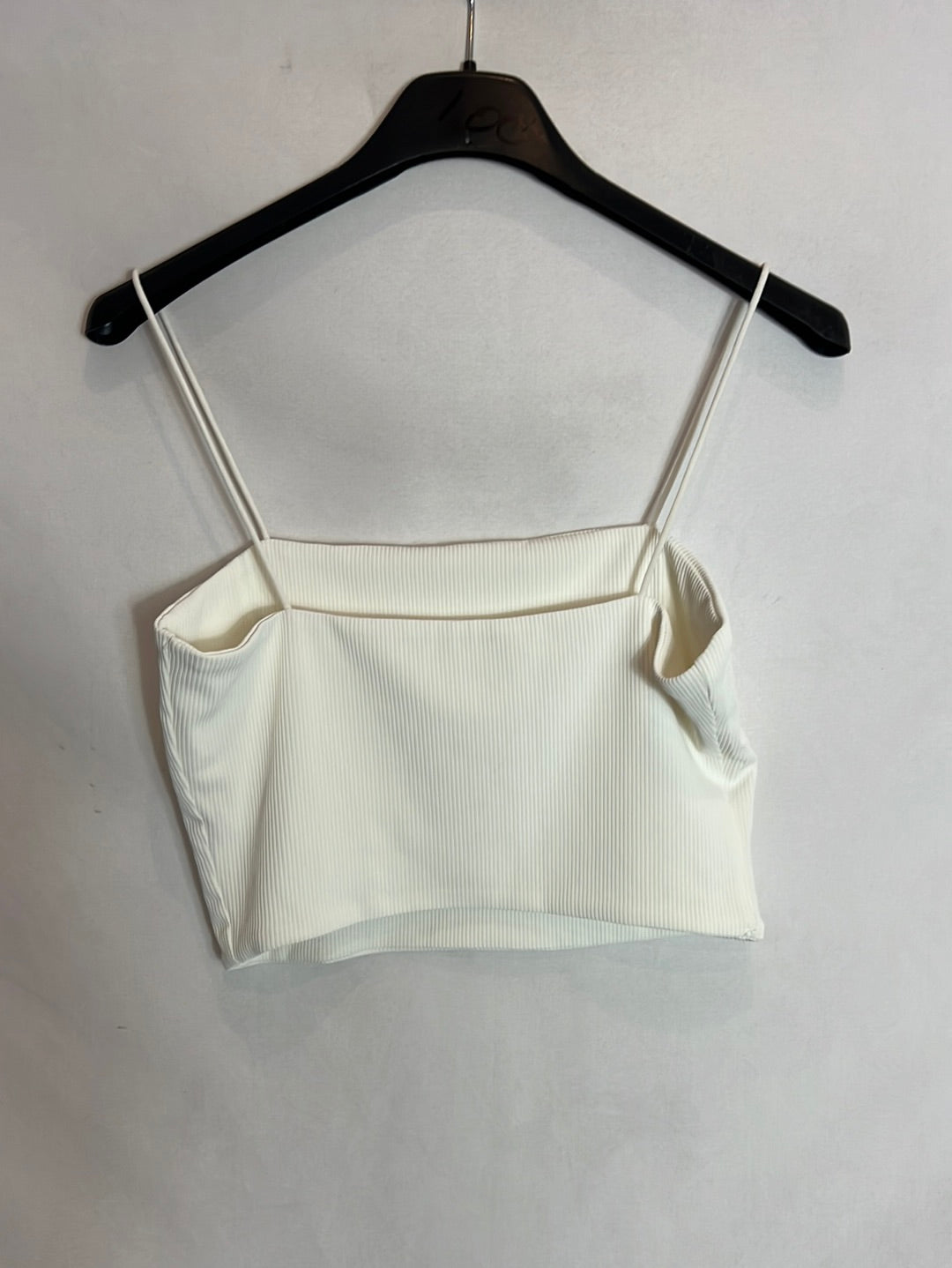 SHEIN. Croptop blanco elastico. T M