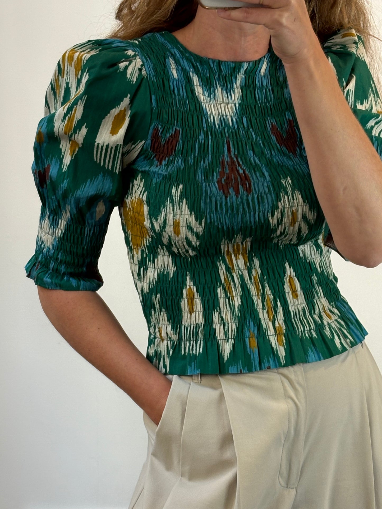 PIETRA. Blusa verde nido de abeja