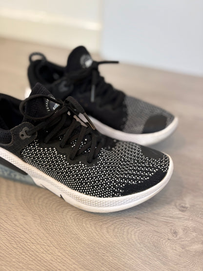 NIKE JOYRIDE RUN. Zapatillas de deporte. T 39